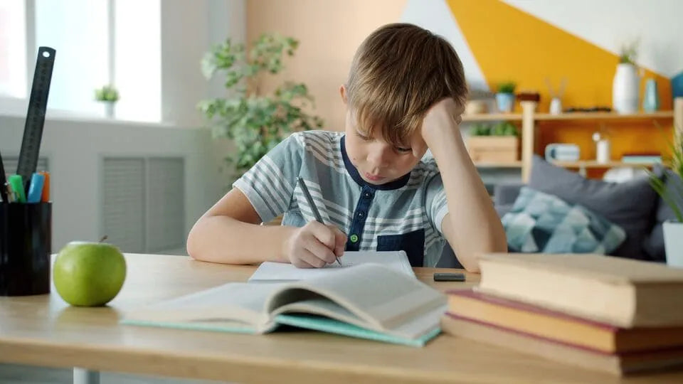 Bureau enfant DYS : comment aménager un espace de travail adapté ?
